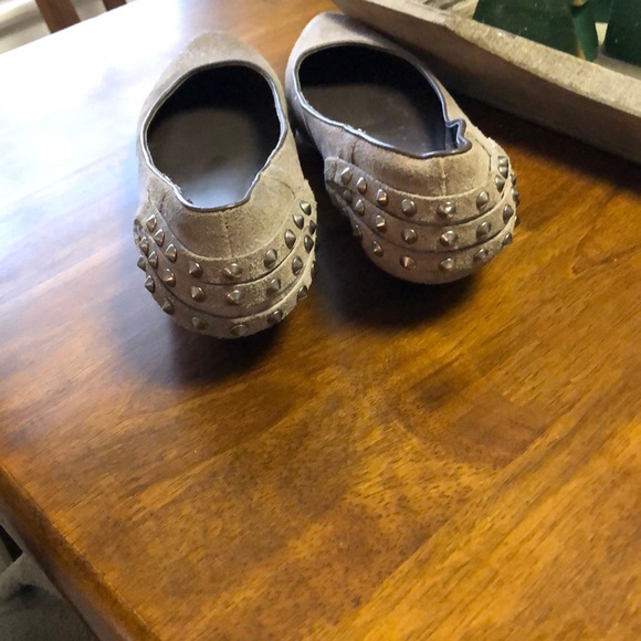 FERGIE leather studded flat - Picture 3 of 5